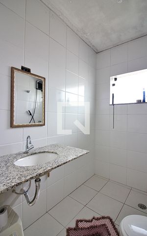 Casa à venda com 201m², 3 quartos e 2 vagasBanheiro Social