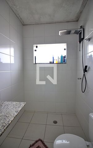 Casa à venda com 201m², 3 quartos e 2 vagasBanheiro Social