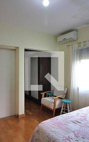 Casa à venda com 201m², 3 quartos e 2 vagasQuarto 2 - Suíte