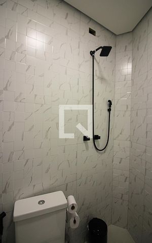 Casa à venda com 201m², 3 quartos e 2 vagasBanheiro de serviço