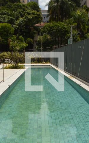 Apartamento à venda com 29m², 1 quarto e sem vagaPiscina