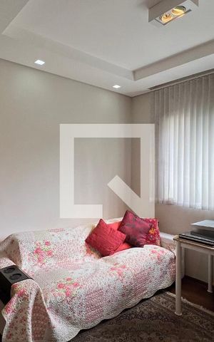 Apartamento à venda com 176m², 3 quartos e 2 vagas Apartamento à venda com 176m², 3 quartos e 2 vagasLiving