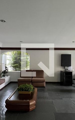 Apartamento à venda com 176m², 3 quartos e 2 vagas Apartamento à venda com 176m², 3 quartos e 2 vagasHall de entrada