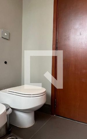 Apartamento à venda com 176m², 3 quartos e 2 vagas Apartamento à venda com 176m², 3 quartos e 2 vagasBanheiro
