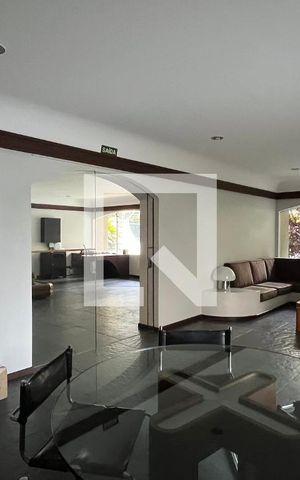 Apartamento à venda com 176m², 3 quartos e 2 vagas Apartamento à venda com 176m², 3 quartos e 2 vagasSalão de Festas