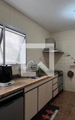 Apartamento à venda com 176m², 3 quartos e 2 vagas Apartamento à venda com 176m², 3 quartos e 2 vagasCozinha