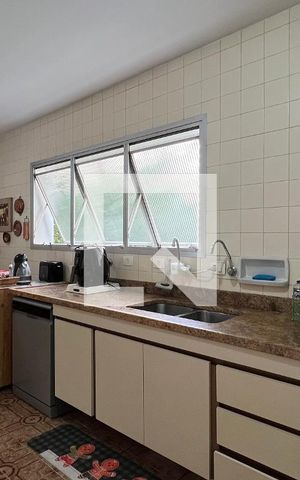 Apartamento à venda com 176m², 3 quartos e 2 vagas Apartamento à venda com 176m², 3 quartos e 2 vagasCozinha