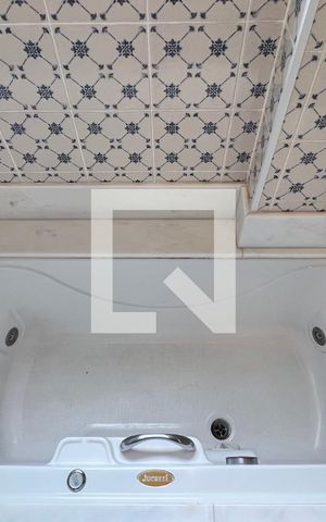 Apartamento à venda com 176m², 3 quartos e 2 vagas Apartamento à venda com 176m², 3 quartos e 2 vagasBanheiro da Suíte