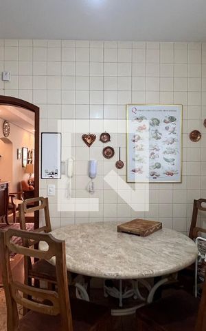 Apartamento à venda com 176m², 3 quartos e 2 vagas Apartamento à venda com 176m², 3 quartos e 2 vagasCopa