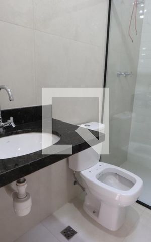Casa à venda com 144m², 2 quartos e 3 vagasBanheiro da Suíte 1