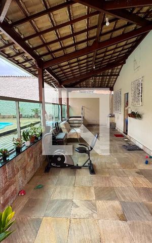 Casa à venda com 200m², 4 quartos e 3 vagasÁrea externa 