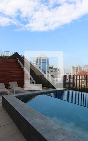 Studio à venda com 26m², 1 quarto e sem vagaÁrea comum - Piscina