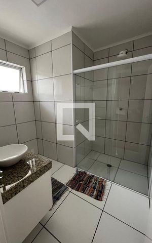 Casa à venda com 240m², 3 quartos e 2 vagas Casa à venda com 240m², 3 quartos e 2 vagasBanheiro