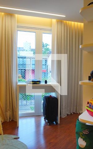 Casa à venda com 453m², 4 quartos e 4 vagasSuíte 2 - Segundo Andar