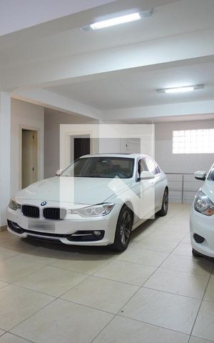 Casa à venda com 453m², 4 quartos e 4 vagasGaragem