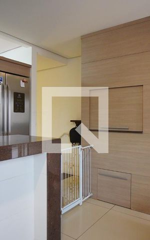 Casa à venda com 453m², 4 quartos e 4 vagasCozinha