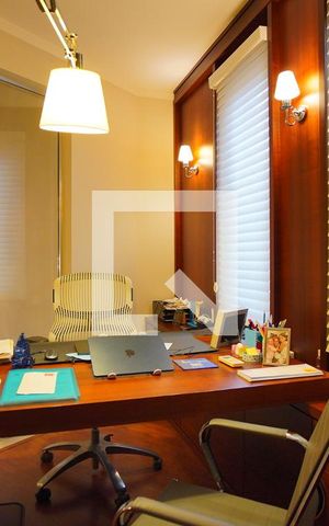 Casa à venda com 453m², 4 quartos e 4 vagasEscritório - Segundo Andar