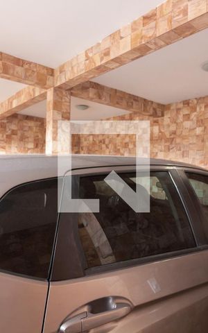 Casa à venda com 54m², 2 quartos e 2 vagas Casa à venda com 54m², 2 quartos e 2 vagasGaragem