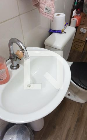 Casa à venda com 54m², 2 quartos e 2 vagas Casa à venda com 54m², 2 quartos e 2 vagasLavabo