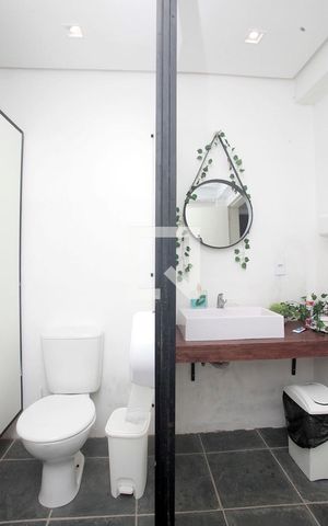 Casa à venda com 647m², 3 quartos e 5 vagasBanheiro 2