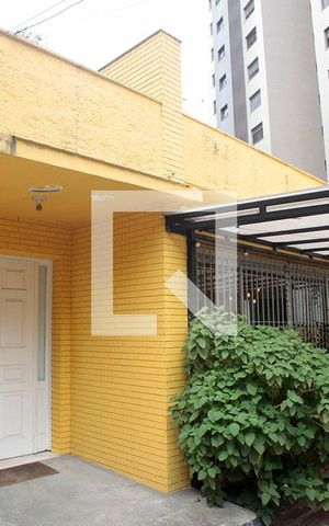 Casa à venda com 647m², 3 quartos e 5 vagasFachada