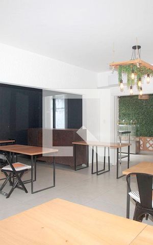 Casa à venda com 647m², 3 quartos e 5 vagasSala 1