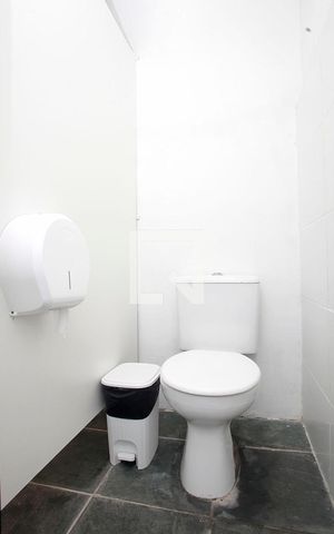 Casa à venda com 647m², 3 quartos e 5 vagasBanheiro 4