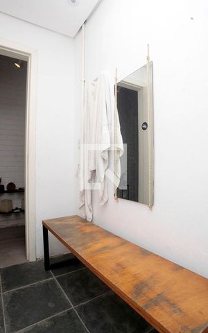 Casa à venda com 647m², 3 quartos e 5 vagasBanheiro 6