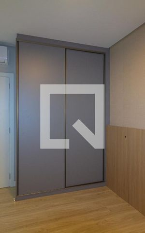 Casa de condomínio à venda com 220m², 3 quartos e 4 vagas Casa de condomínio à venda com 220m², 3 quartos e 4 vagasSuíte 1