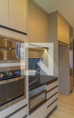 Casa de condomínio à venda com 220m², 3 quartos e 4 vagas Casa de condomínio à venda com 220m², 3 quartos e 4 vagasCozinha