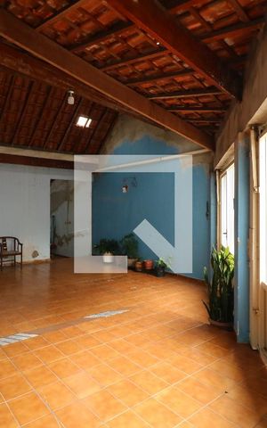 Casa à venda com 150m², 3 quartos e 4 vagasGaragem