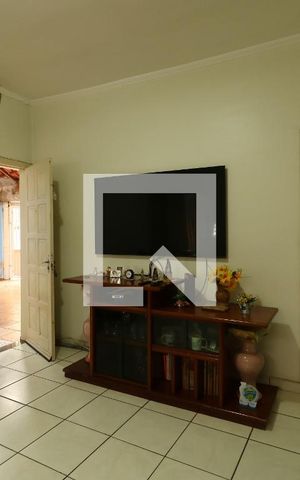 Casa à venda com 150m², 3 quartos e 4 vagasSala
