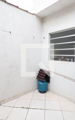 Casa à venda com 300m², 4 quartos e 3 vagasÁrea de Serviço 2