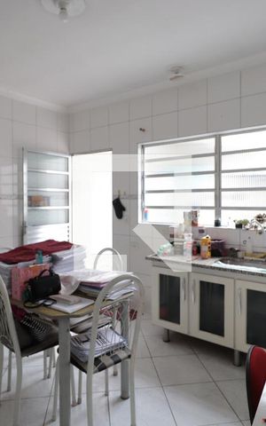 Casa à venda com 300m², 4 quartos e 3 vagascozinha 2