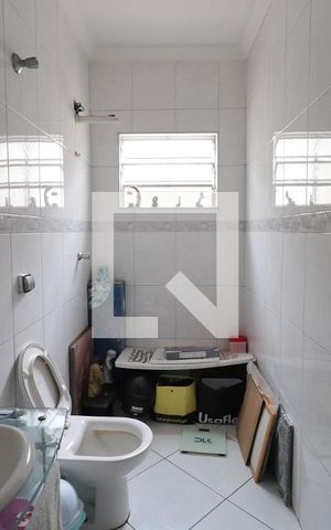 Casa à venda com 300m², 4 quartos e 3 vagasBanheiro 2