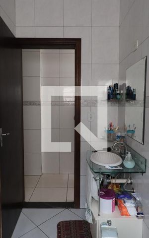 Casa à venda com 300m², 4 quartos e 3 vagasBanheiro 2