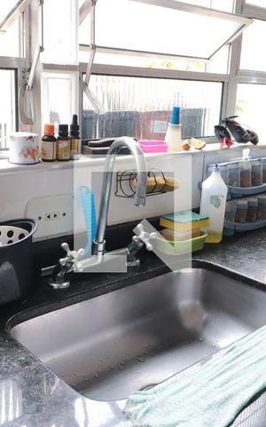 Casa à venda com 300m², 4 quartos e 3 vagasCozinha