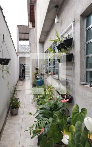 Casa à venda com 300m², 4 quartos e 3 vagasCorredor