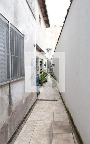 Casa à venda com 300m², 4 quartos e 3 vagasCorredor