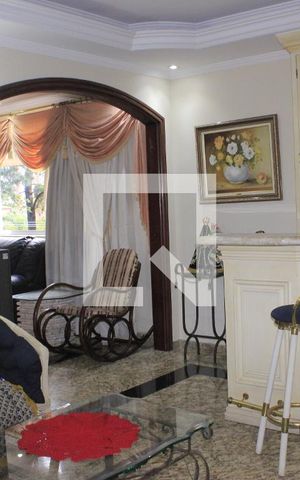 Casa à venda com 350m², 4 quartos e 6 vagasAnte-sala