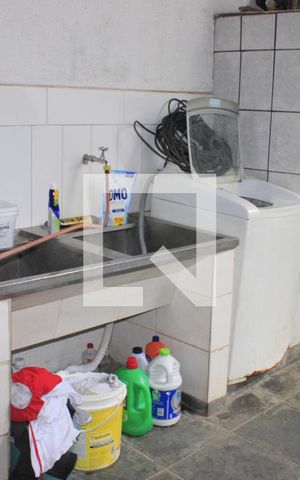 Casa à venda com 350m², 4 quartos e 6 vagasÁrea de Serviço