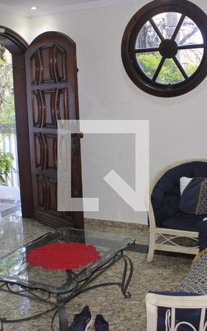 Casa à venda com 350m², 4 quartos e 6 vagasAnte-sala