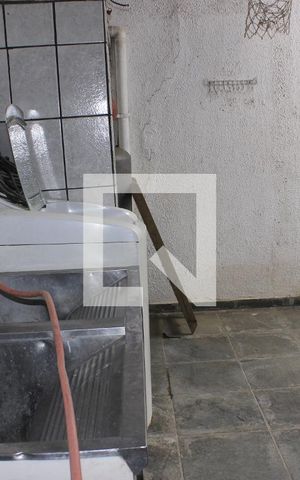 Casa à venda com 350m², 4 quartos e 6 vagasÁrea de Serviço