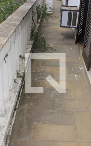 Casa à venda com 350m², 4 quartos e 6 vagasVaranda dos quartos