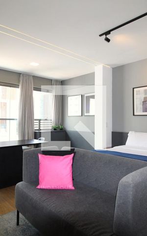 Studio para alugar com 29m², 1 quarto e sem vagaSala/Quarto
