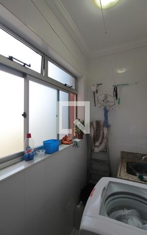 Apartamento à venda com 62m², 3 quartos e 1 vagaÁrea de Serviço
