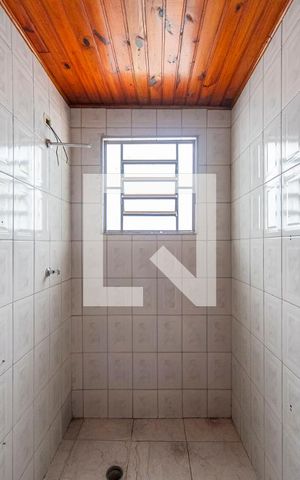 Casa à venda com 197m², 5 quartos e 2 vagas Casa à venda com 197m², 5 quartos e 2 vagasBanheiro de serviço