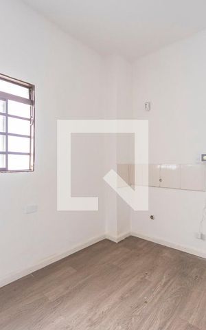 Casa à venda com 197m², 5 quartos e 2 vagas Casa à venda com 197m², 5 quartos e 2 vagasCozinha