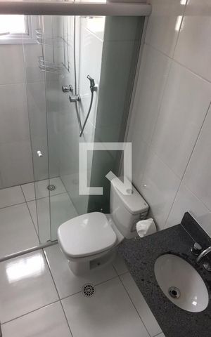 Apartamento à venda com 60m², 2 quartos e 1 vaga Apartamento à venda com 60m², 2 quartos e 1 vagaBanheiro
