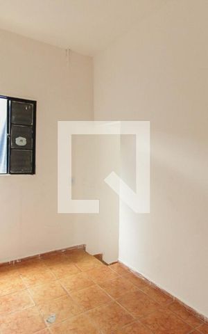 Casa para alugar com 60m², 2 quartos e sem vaga Casa para alugar com 60m², 2 quartos e sem vagaQuarto 1
